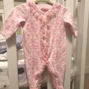 Cute lace onsie suit.